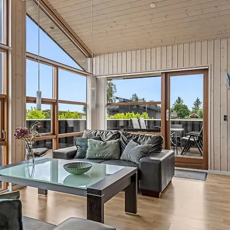 Thrine - 150m From The Sea By Interhome Dom wakacyjny *