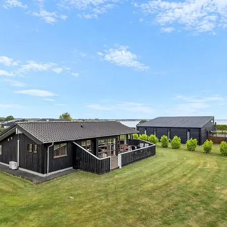 Dom wakacyjny Thrine - 150m From The Sea By Interhome *
