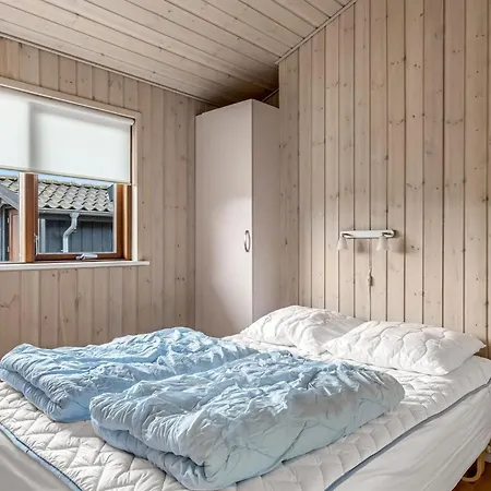 Thrine - 150m From The Sea By Interhome Sjolund